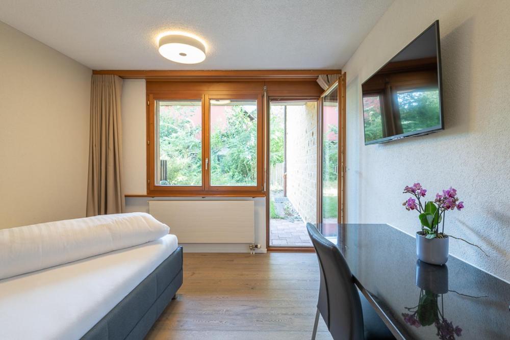 Noah Hotel Ruti  Ngoại thất bức ảnh