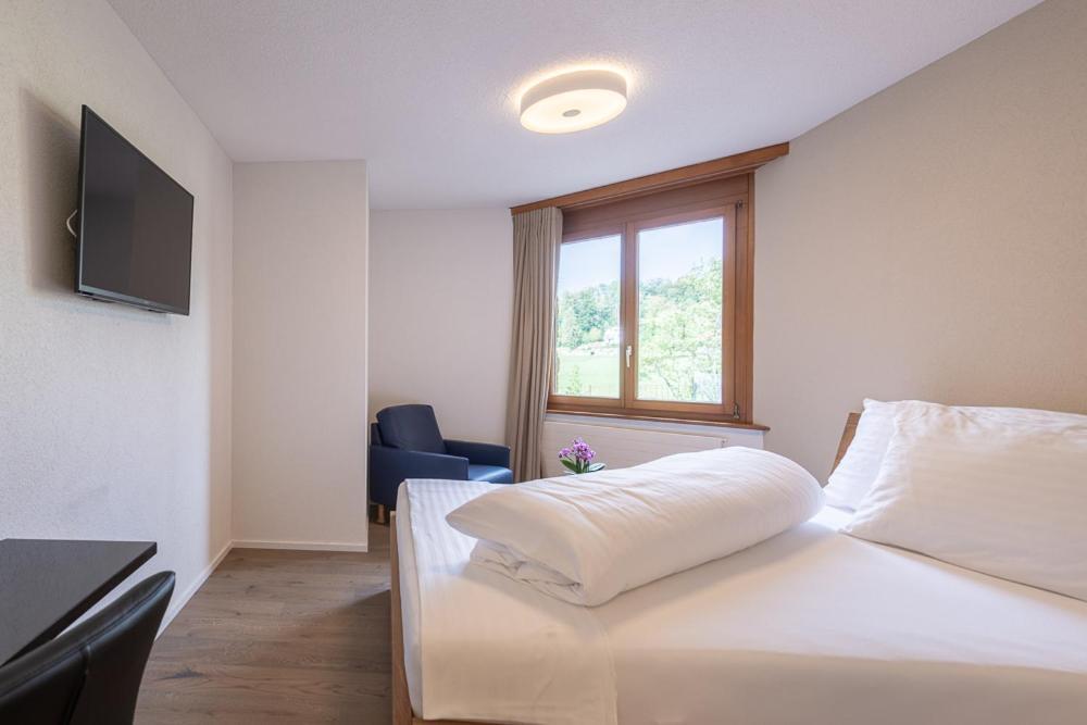 Noah Hotel Ruti  Ngoại thất bức ảnh